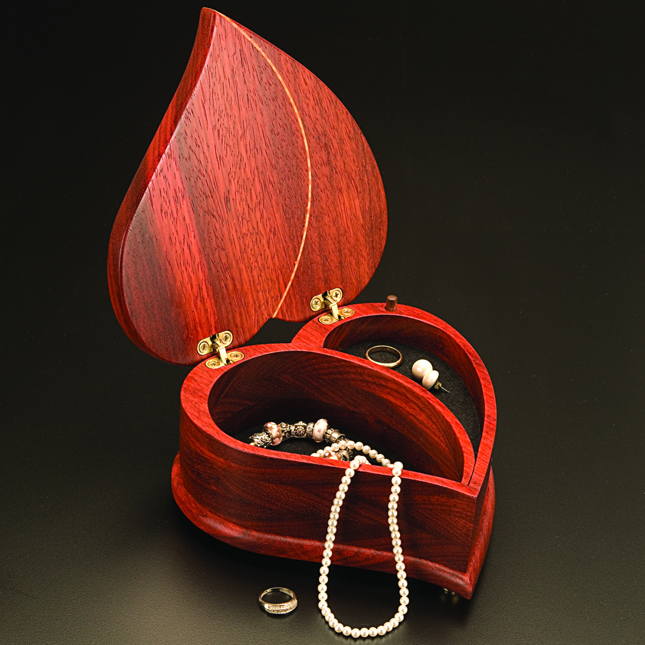 product: Woodcraft Magazine Woodworking Project Paper Plan to Build Heart Shaped Music Box shown
