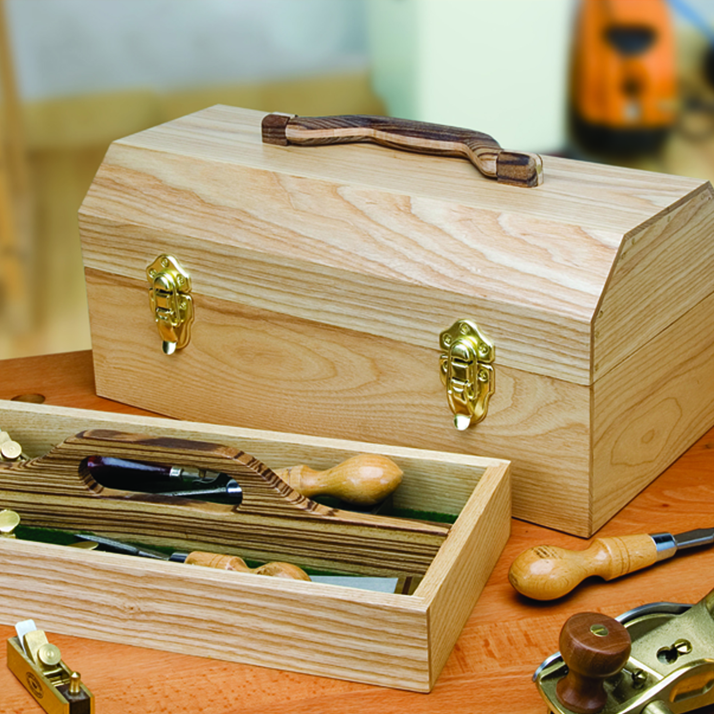 product: Woodcraft Magazine Woodworking Project Paper Plan to Build Craftsman's Toolbox shown