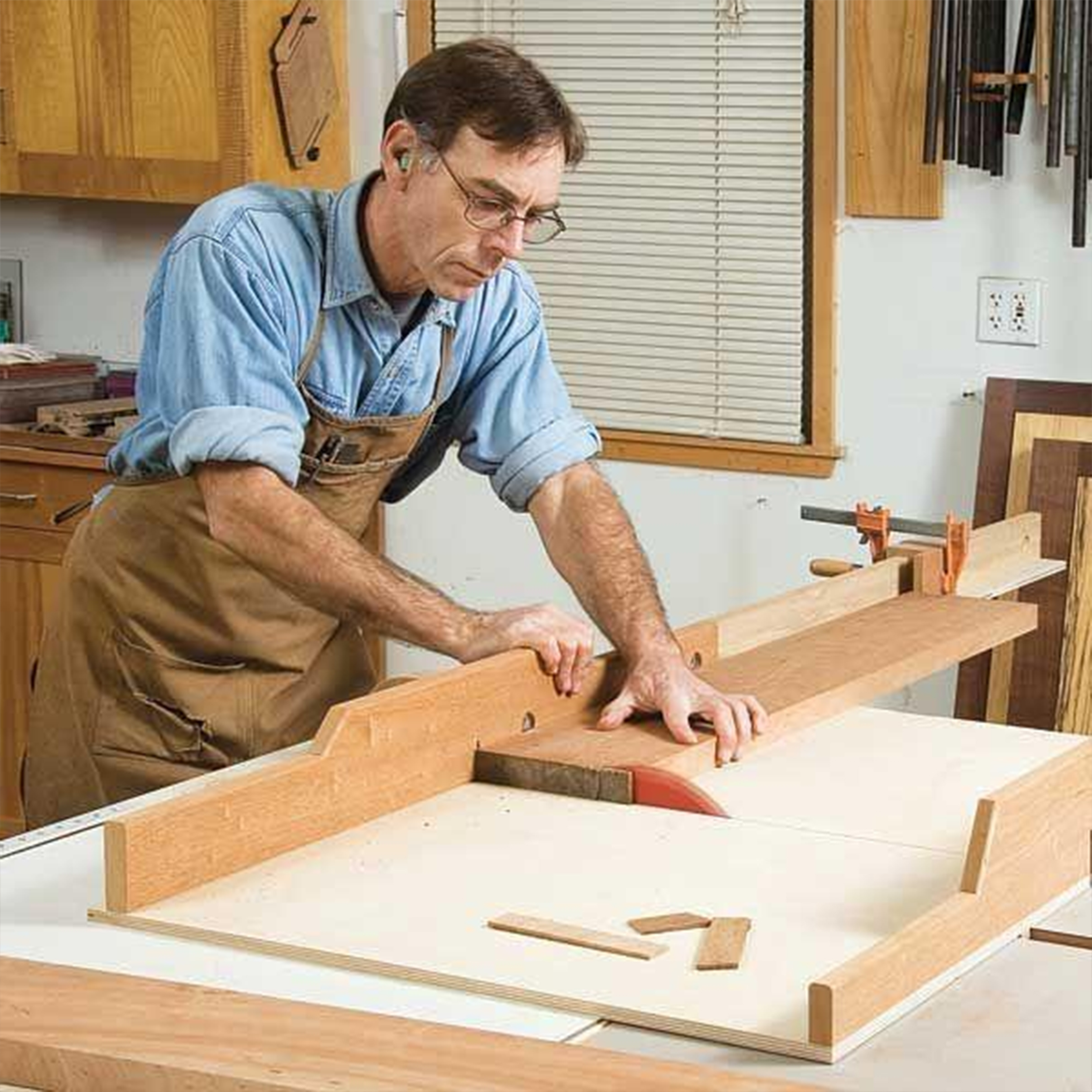 product: Woodcraft Magazine Woodworking Project Paper Plan to Build Accurate Cross Cut Sled Jig shown