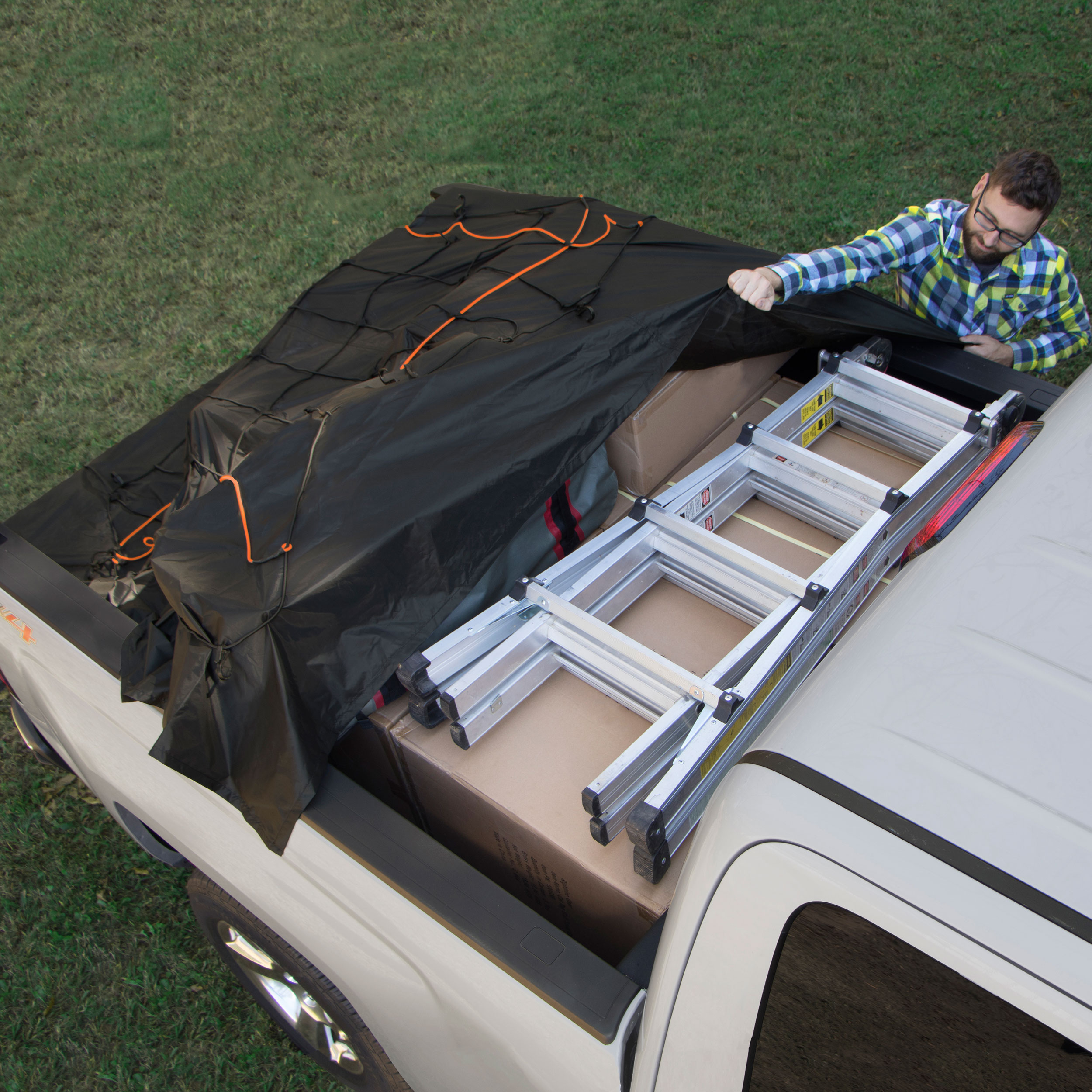 Truck Bed Cargo Net With Built-in Tarp