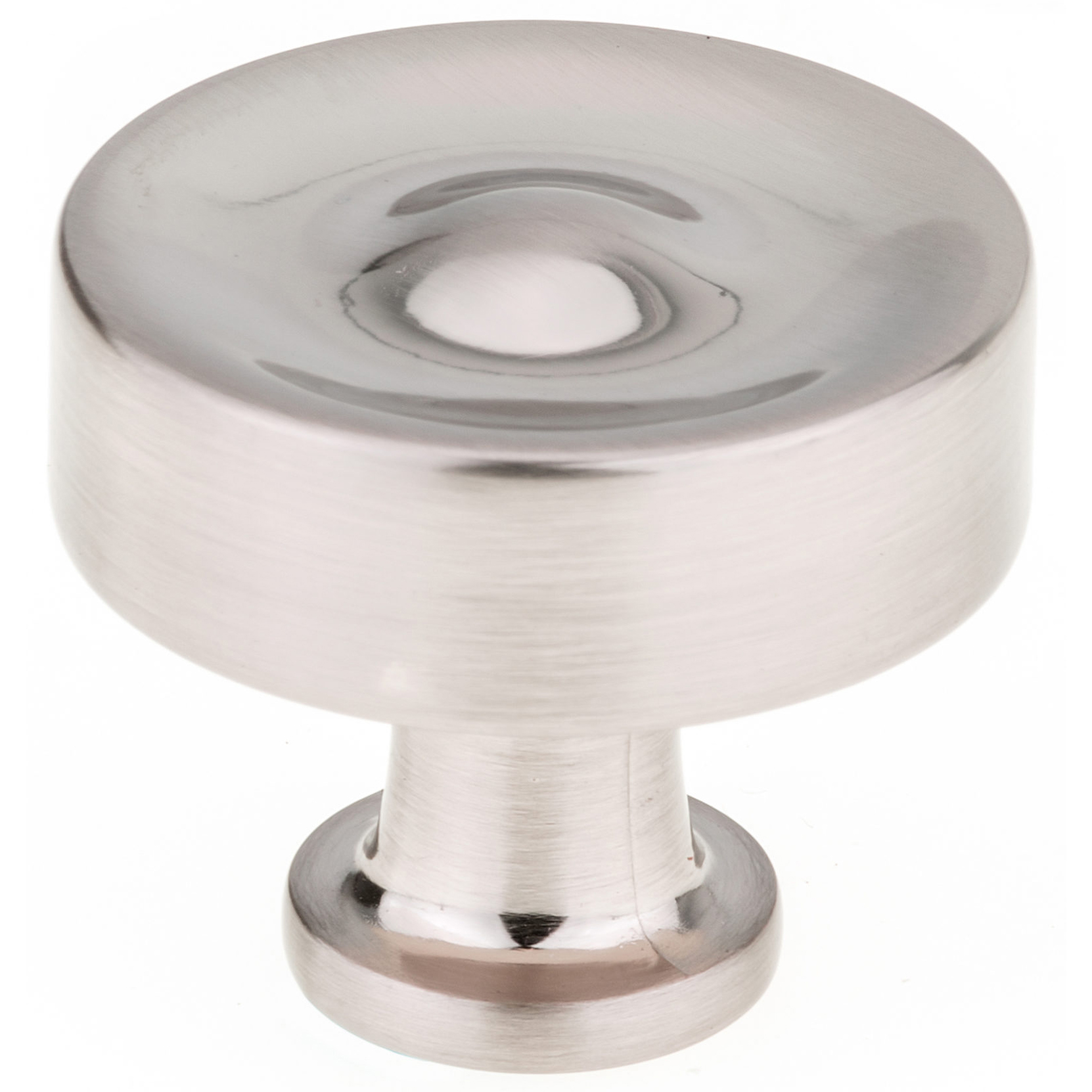 product: Richelieu Traditional Knob, 1-3/8