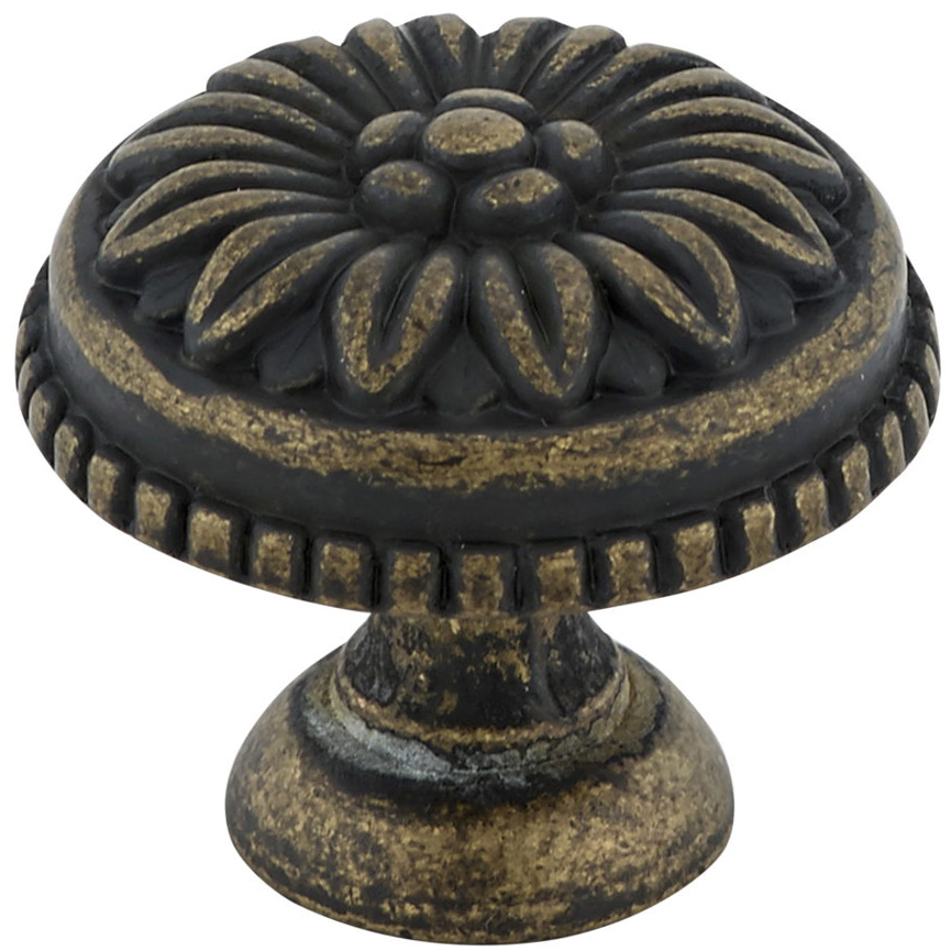 product: Richelieu Traditional Knob, 1-3/16