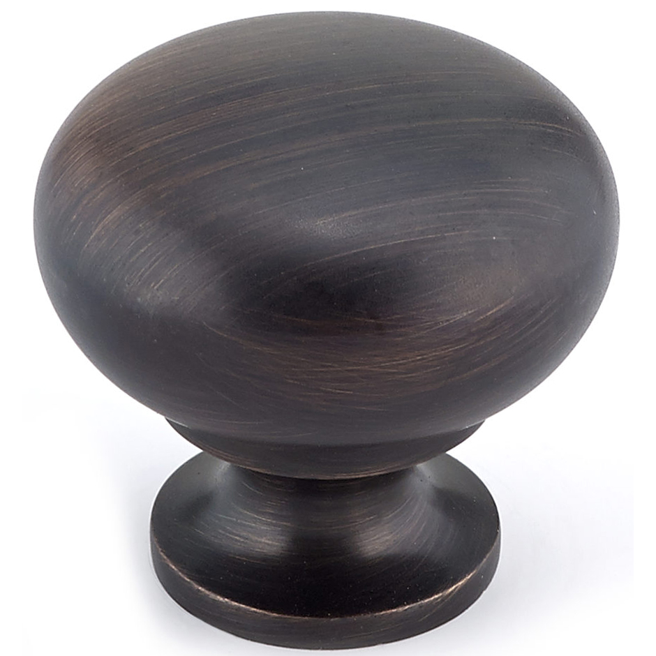 product: Richelieu Traditional Knob, 1-1/4