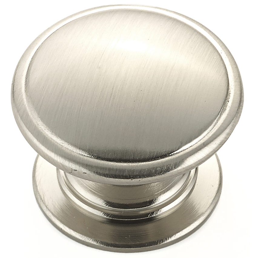 product: Richelieu Traditional Knob, 1-1/4