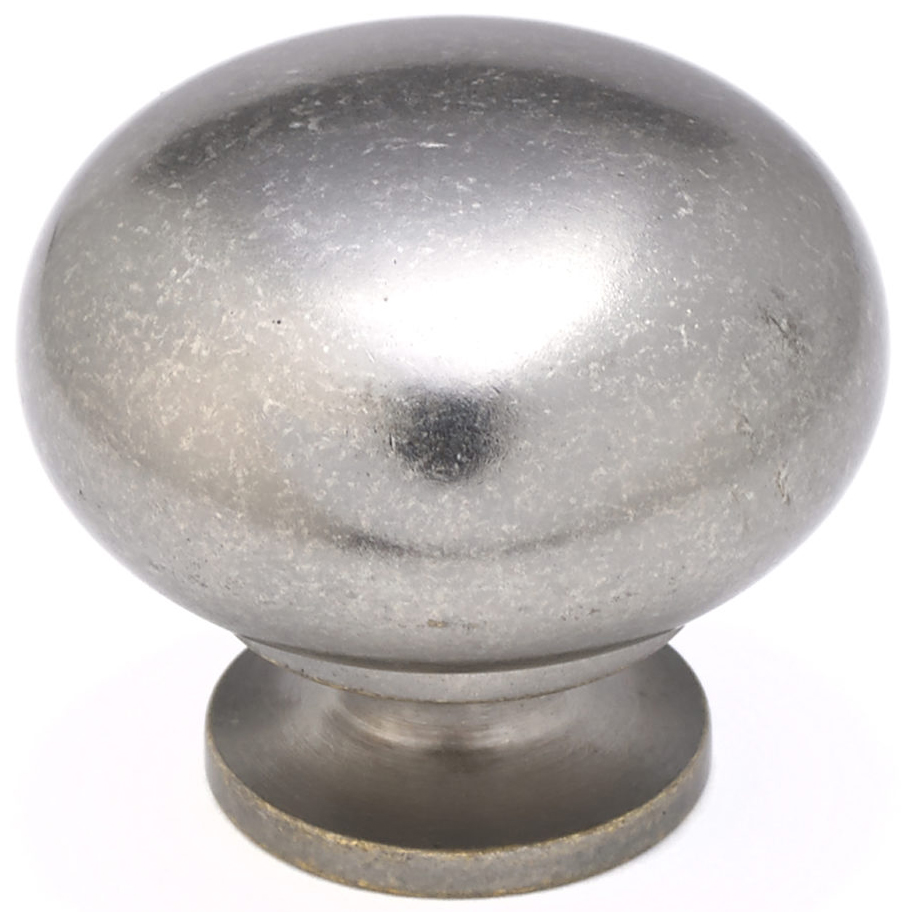 product: Richelieu Traditional Knob, 1-1/2
