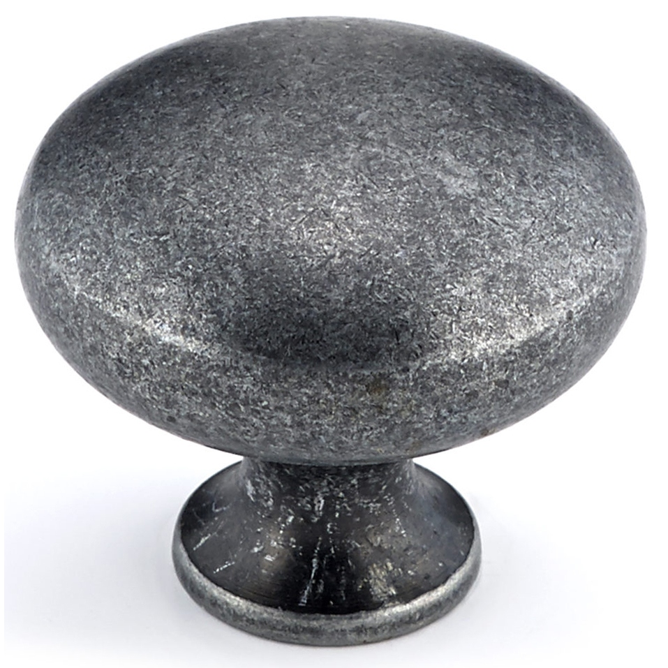 product: Richelieu Traditional Knob, 1-1/4