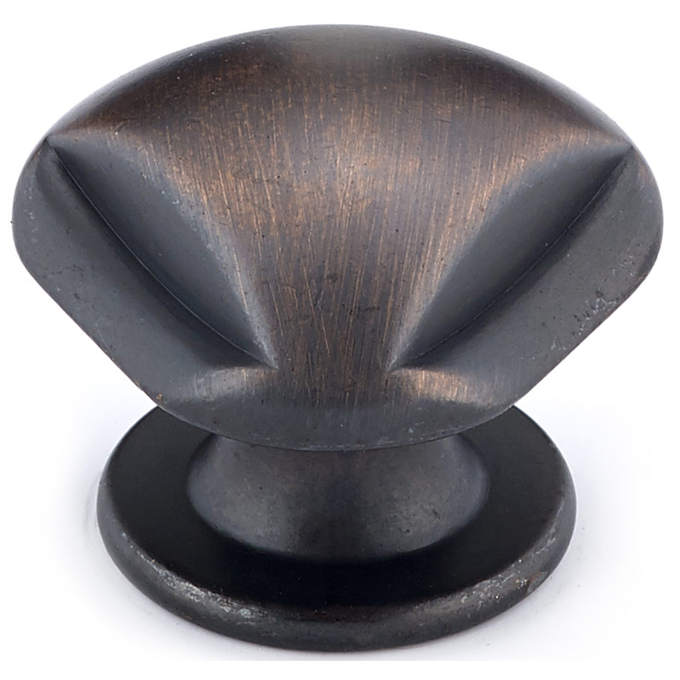 product: Richelieu Traditional Knob, 1-5/16