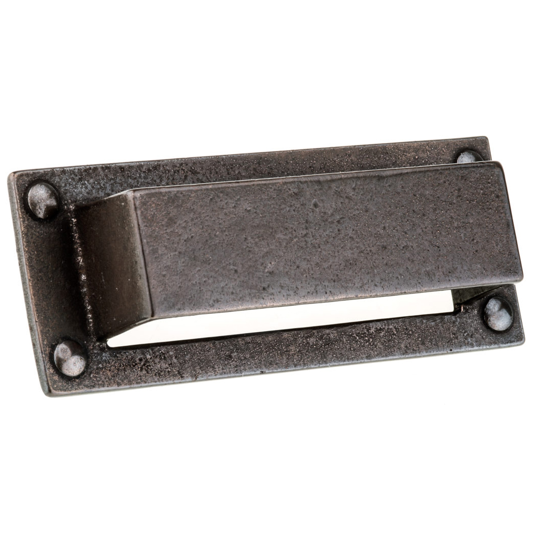 product: Richelieu Traditional Pull, 3-3/4
