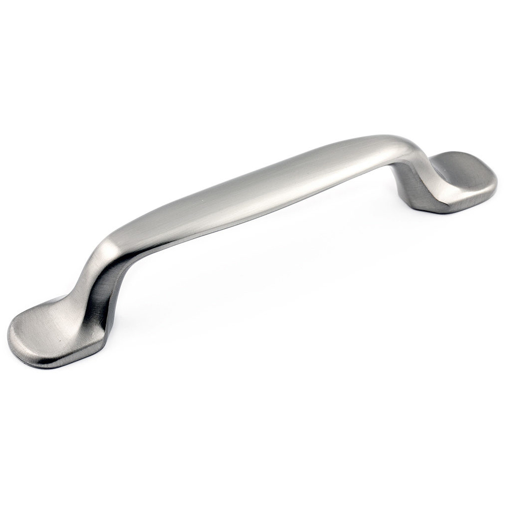 product: Richelieu Traditional Pull, 3-3/4