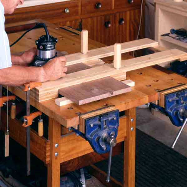 Woodworking Project Paper Plan To Build Right-on Dado Jig