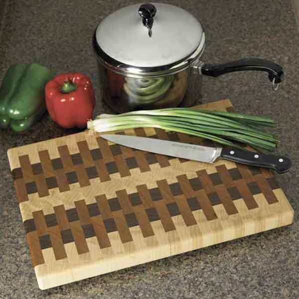 Woodworking Project Paper Plan To Build End-grain Cutting Board