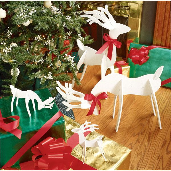 product: Wood Magazine Woodworking Project Paper Plan to Build Medium & Tabletop Sized Reindeer shown